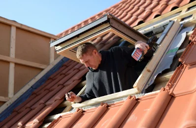 Pose de fenêtres de toit Velux à la Villeneuve-au-Châtelot